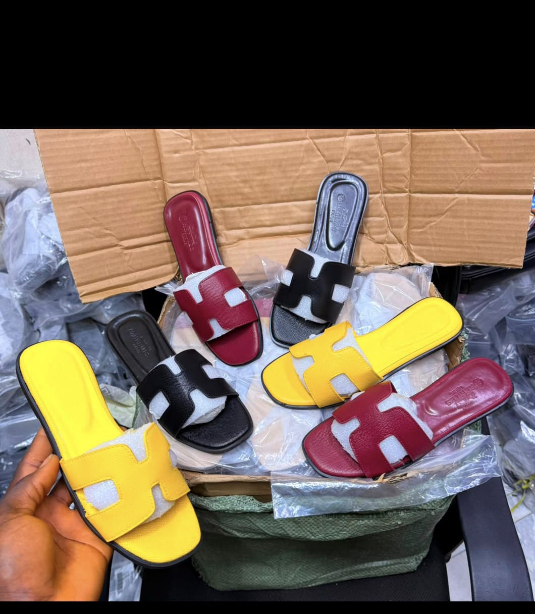Hermes slippera