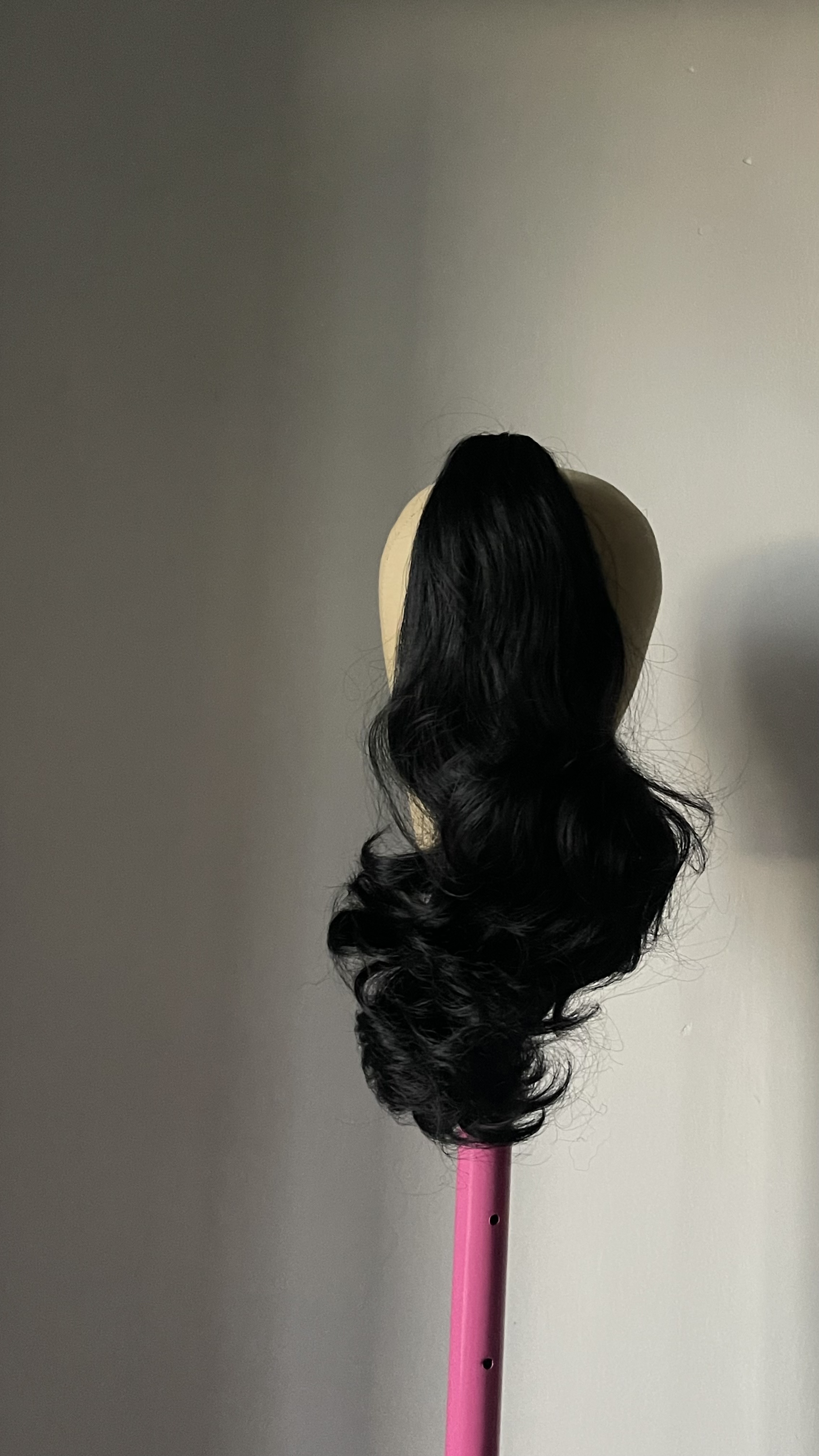 Claw ponytail