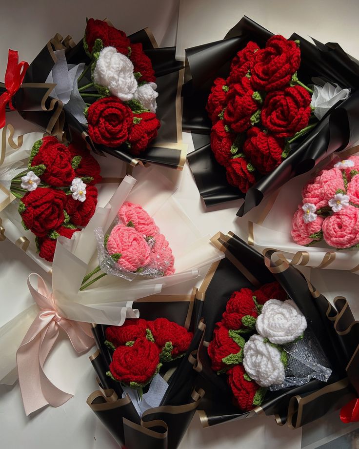 Crochet rose bouquet